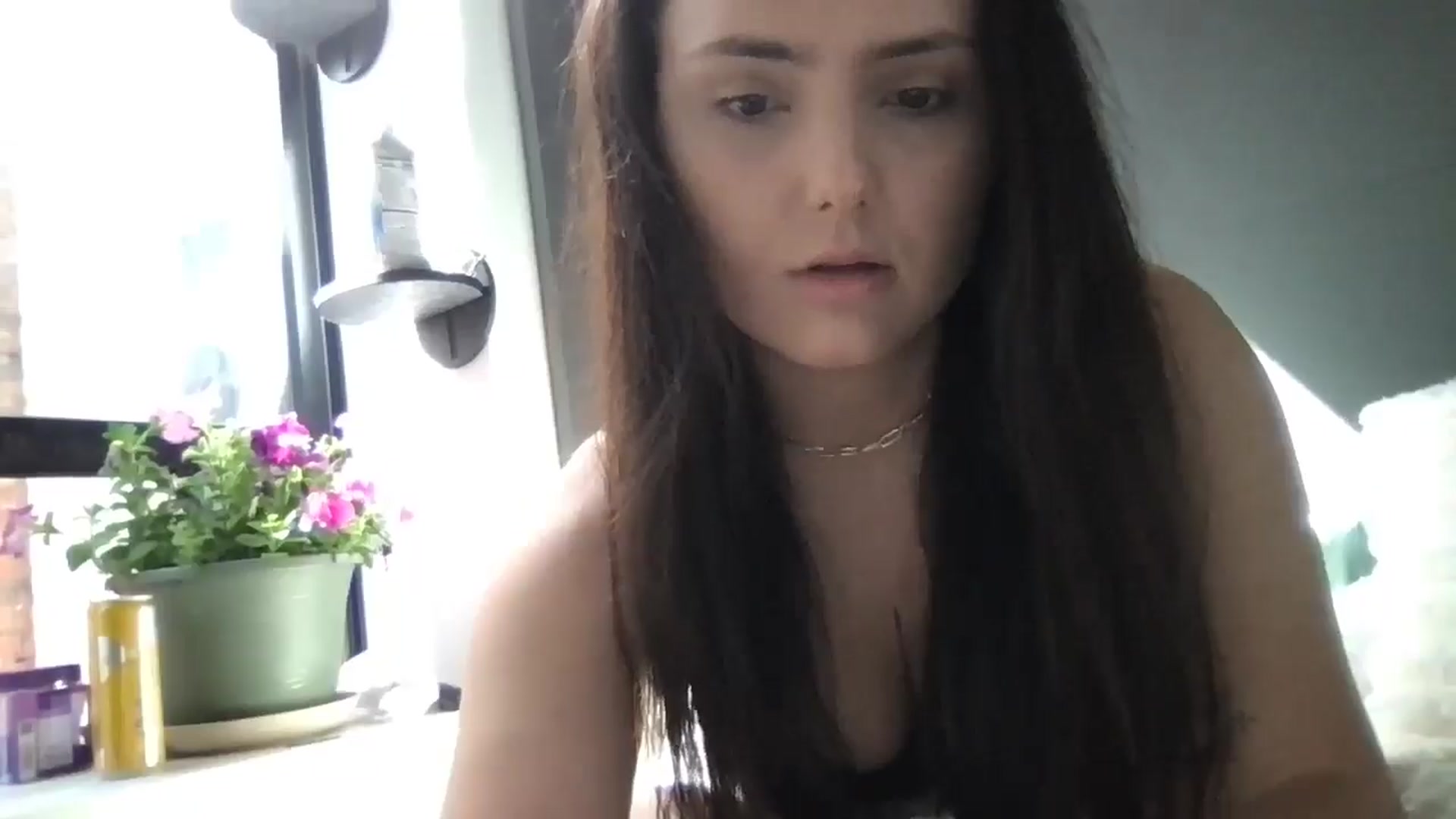 Gallery image thumbnail from Angel444's myfreecams stream on, 05/18/2025, 14:32 image 18 of 20