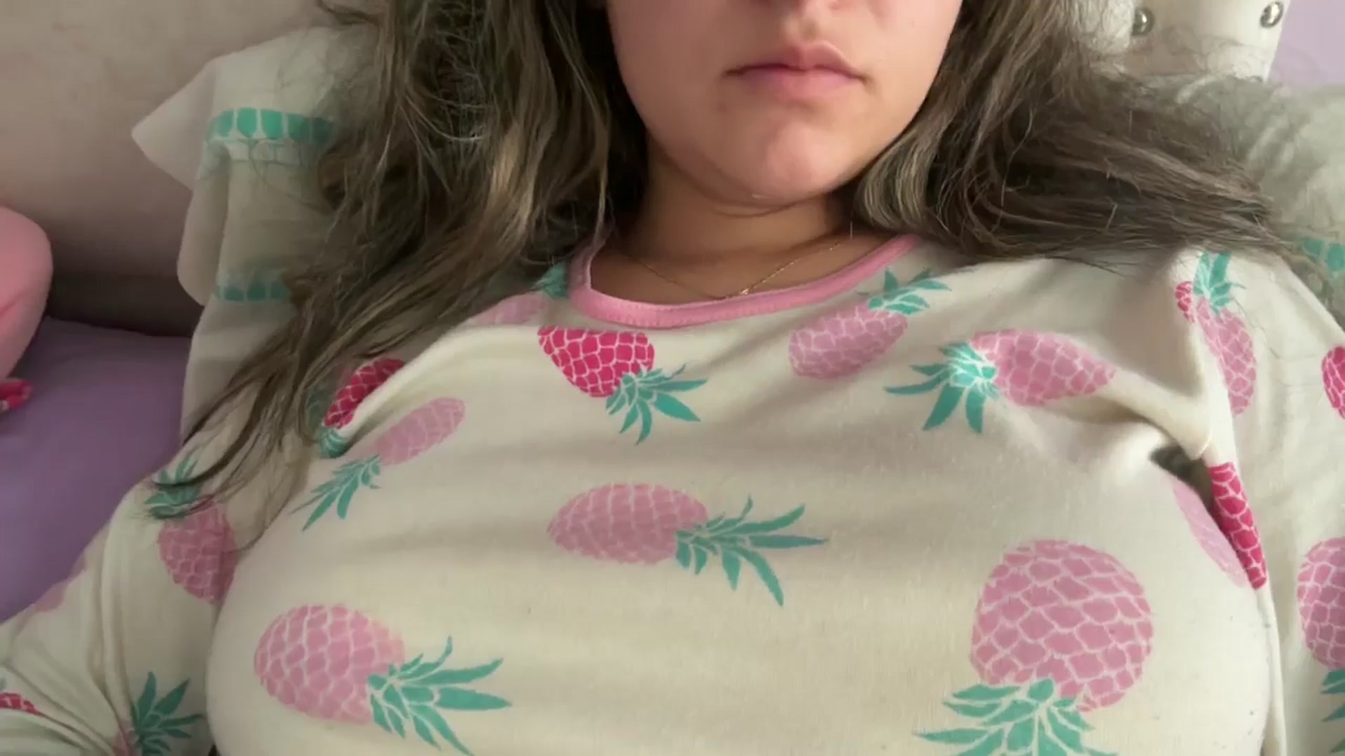 Gallery image thumbnail from Angel98_'s myfreecams stream on, 11/18/2024, 12:46 image 7 of 20