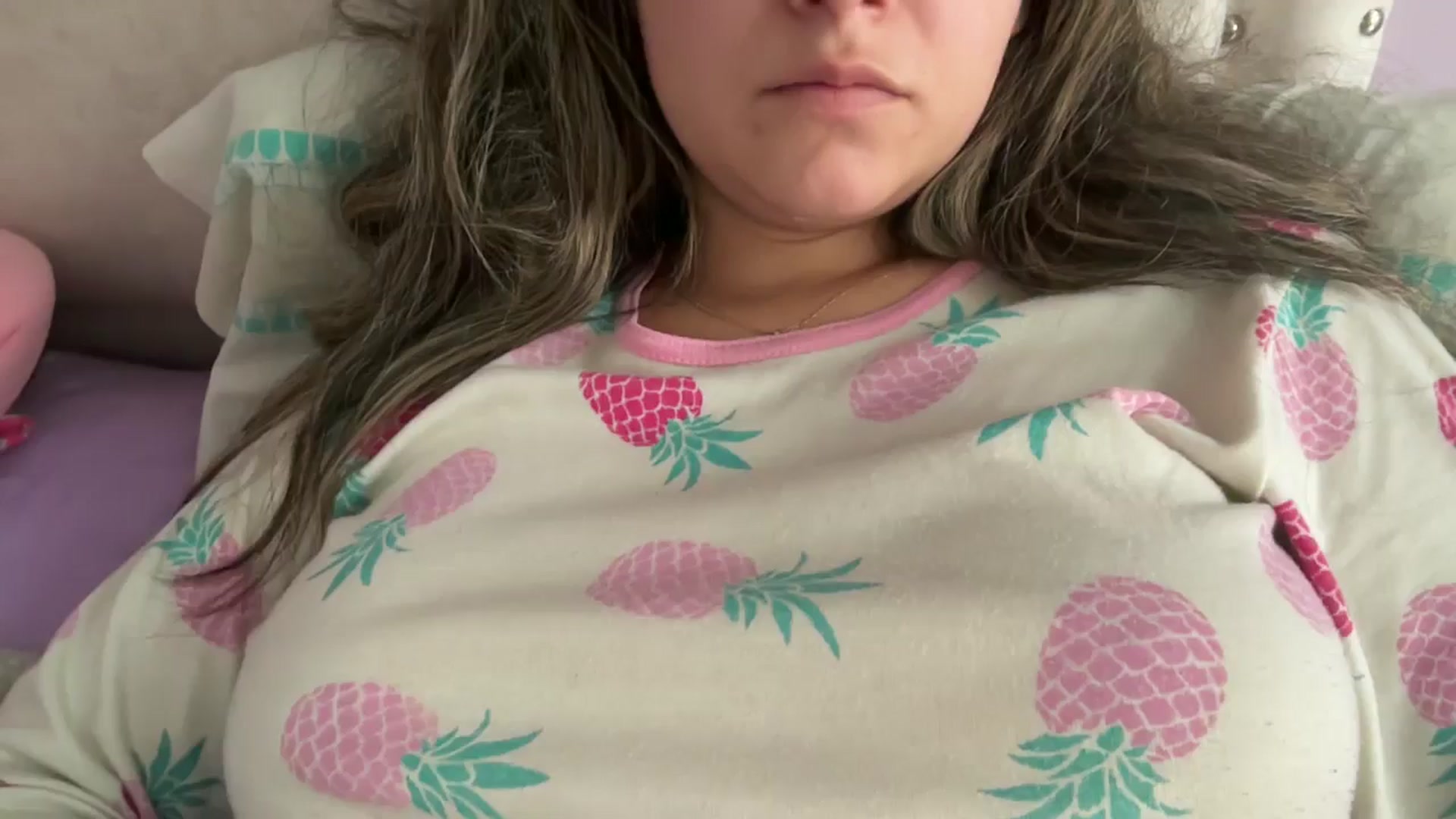 Gallery image thumbnail from Angel98_'s myfreecams stream on, 11/18/2024, 12:46 image 10 of 20