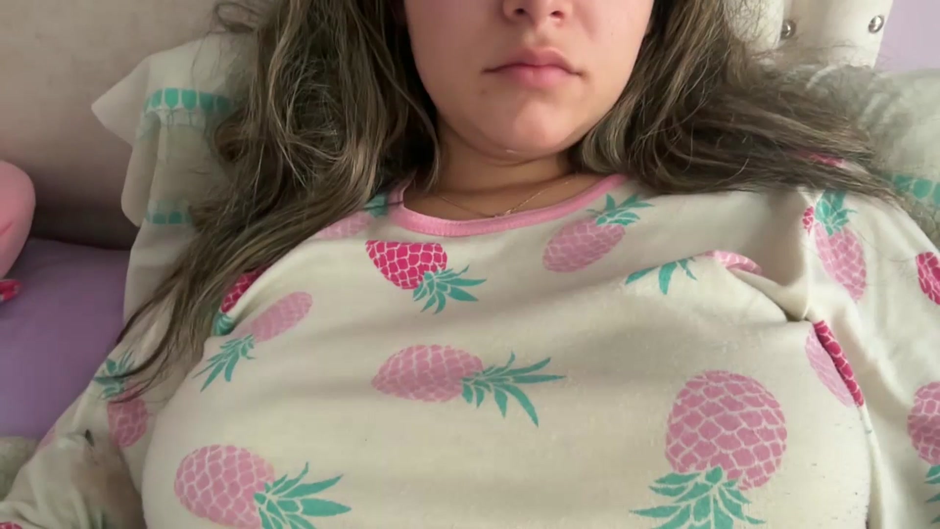 Gallery image thumbnail from Angel98_'s myfreecams stream on, 11/18/2024, 12:46 image 9 of 20