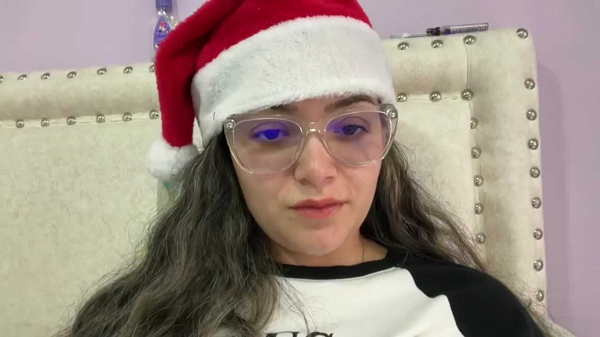 Gallery image thumbnail from Angel98_'s myfreecams stream on, 12/24/2024, 16:03 image 4 of 20