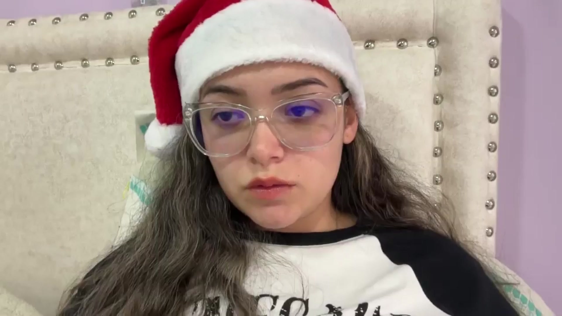 Gallery image thumbnail from Angel98_'s myfreecams stream on, 12/24/2024, 16:03 image 13 of 20