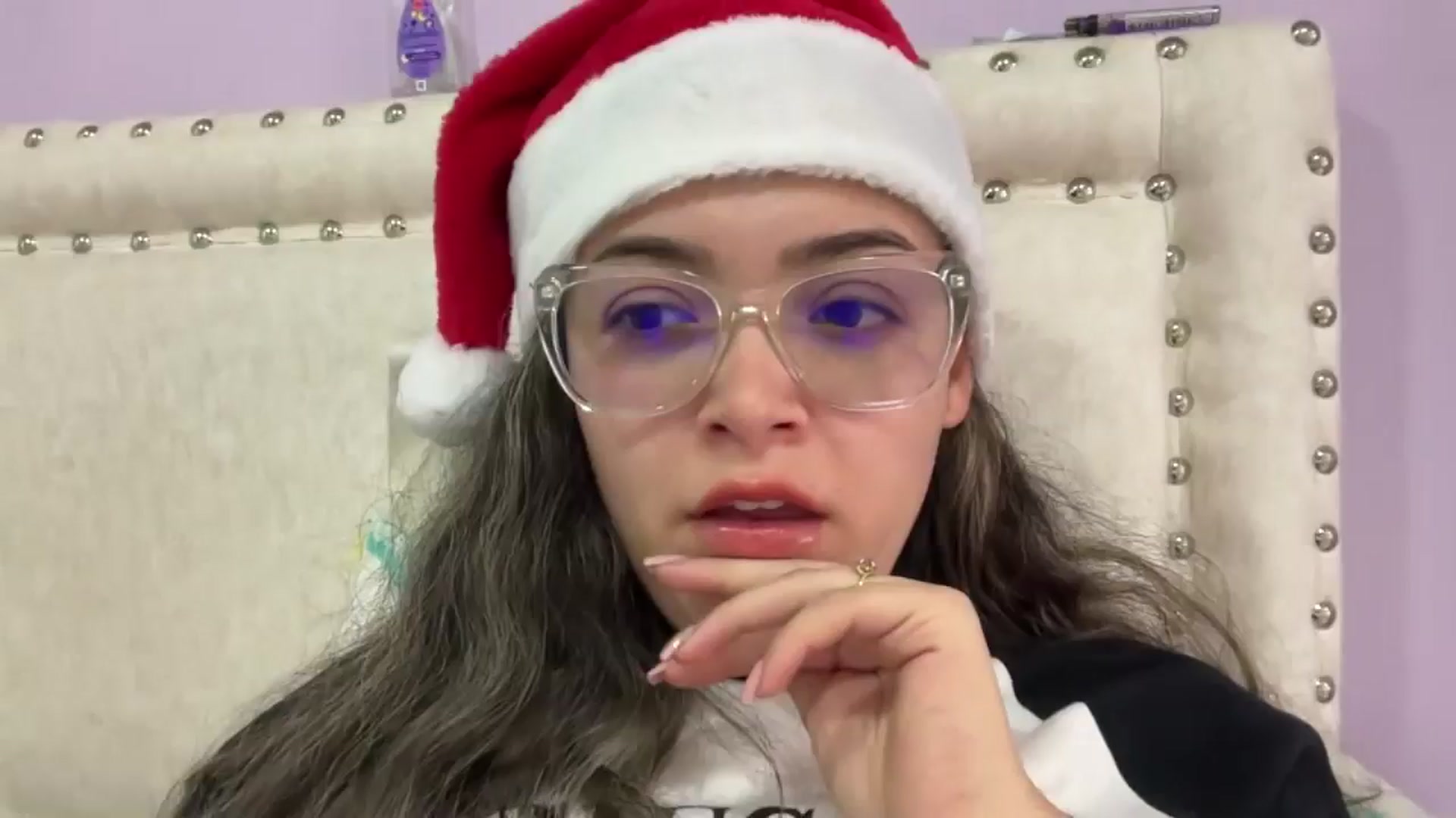 Gallery image thumbnail from Angel98_'s myfreecams stream on, 12/24/2024, 16:03 image 10 of 20