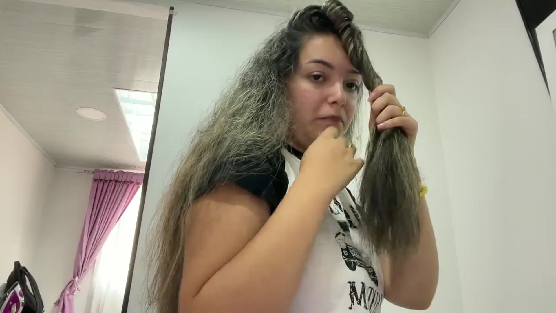 Gallery image thumbnail from Angel98_'s myfreecams stream on, 12/24/2024, 16:03 image 19 of 20