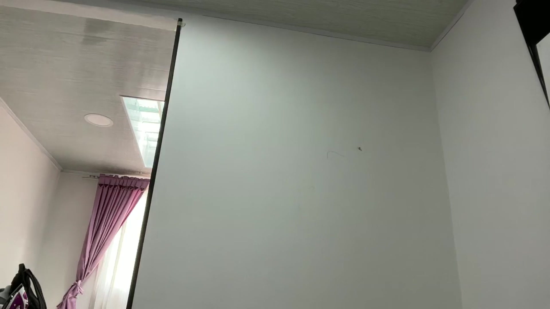 Gallery image thumbnail from Angel98_'s myfreecams stream on, 12/24/2024, 16:03 image 17 of 20