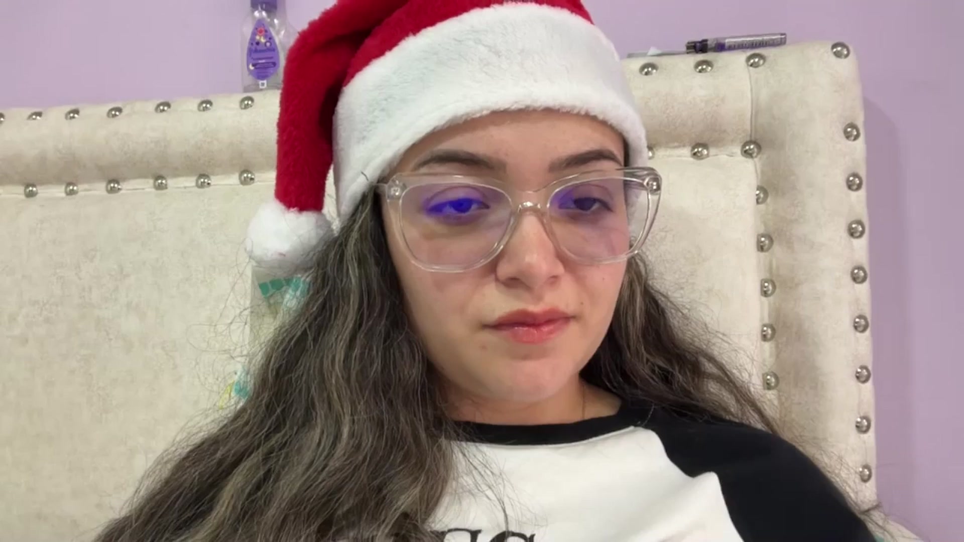 Gallery image thumbnail from Angel98_'s myfreecams stream on, 12/24/2024, 16:03 image 5 of 20
