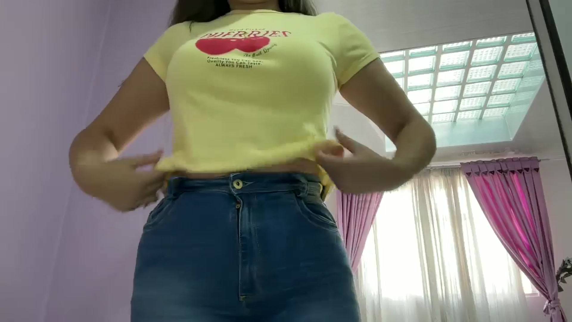 Gallery image thumbnail from Angel98_'s myfreecams stream on, 12/25/2024, 17:18 image 5 of 20
