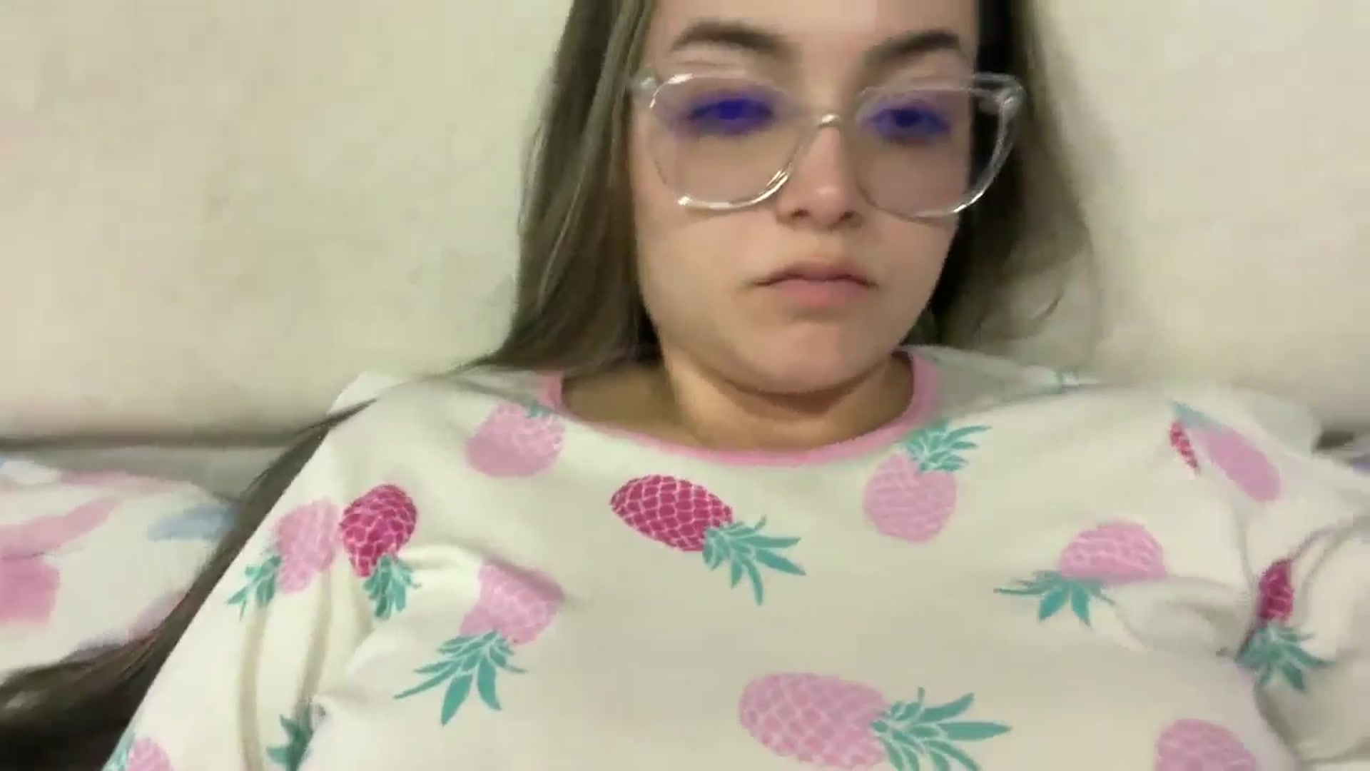 Gallery image thumbnail from Angel98_'s myfreecams stream on, 05/07/2025, 24:21 image 16 of 20