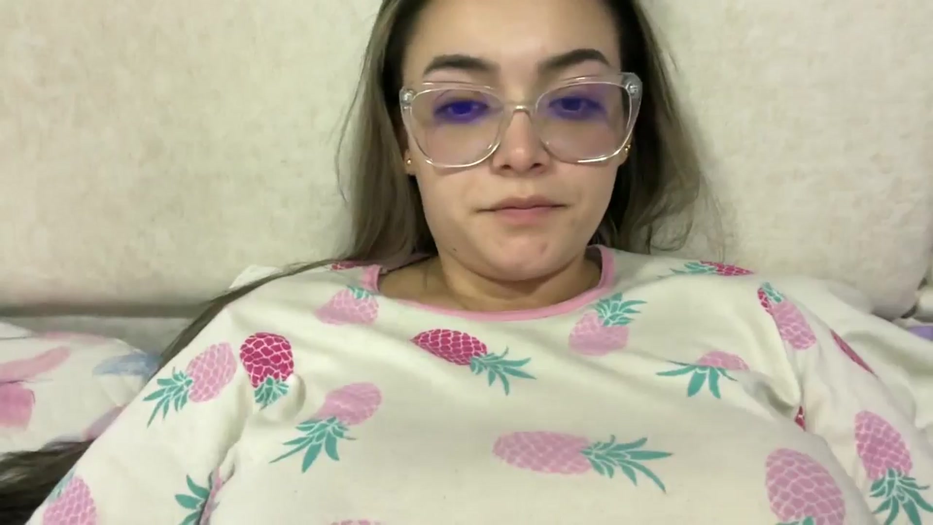 Gallery image thumbnail from Angel98_'s myfreecams stream on, 05/07/2025, 24:21 image 19 of 20