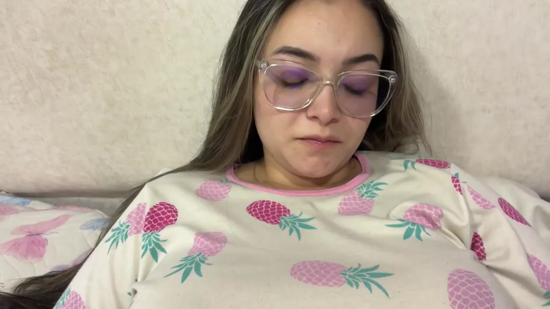 Gallery image thumbnail from Angel98_'s myfreecams stream on, 05/07/2025, 24:21 image 1 of 20