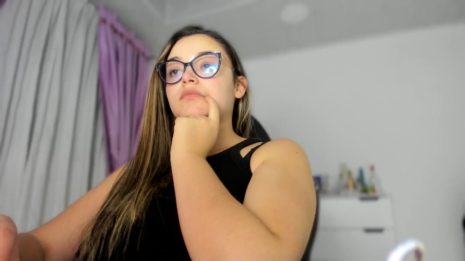 Gallery image thumbnail from Angel98_'s myfreecams stream on, 09/08/2025, 02:58 image 19 of 20