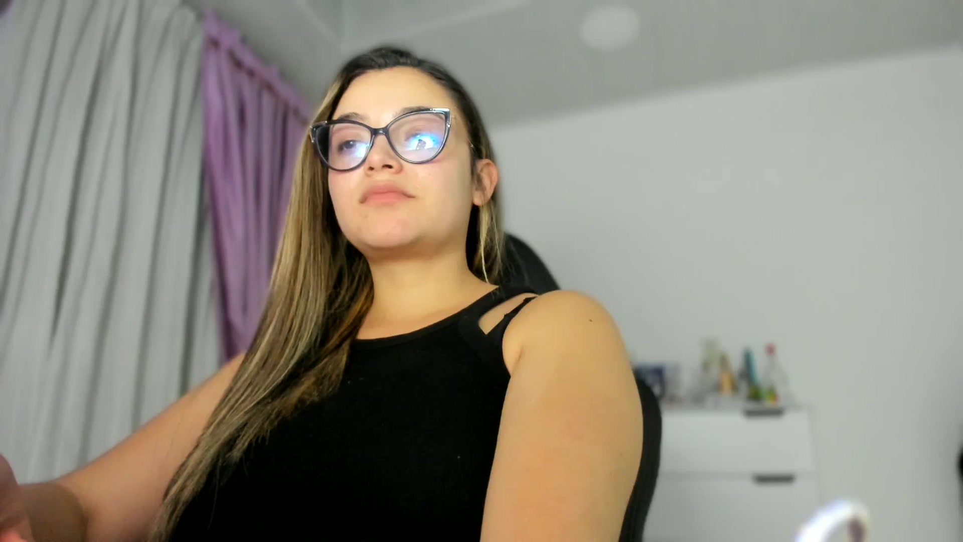 Gallery image thumbnail from Angel98_'s myfreecams stream on, 09/08/2025, 02:58 image 12 of 20
