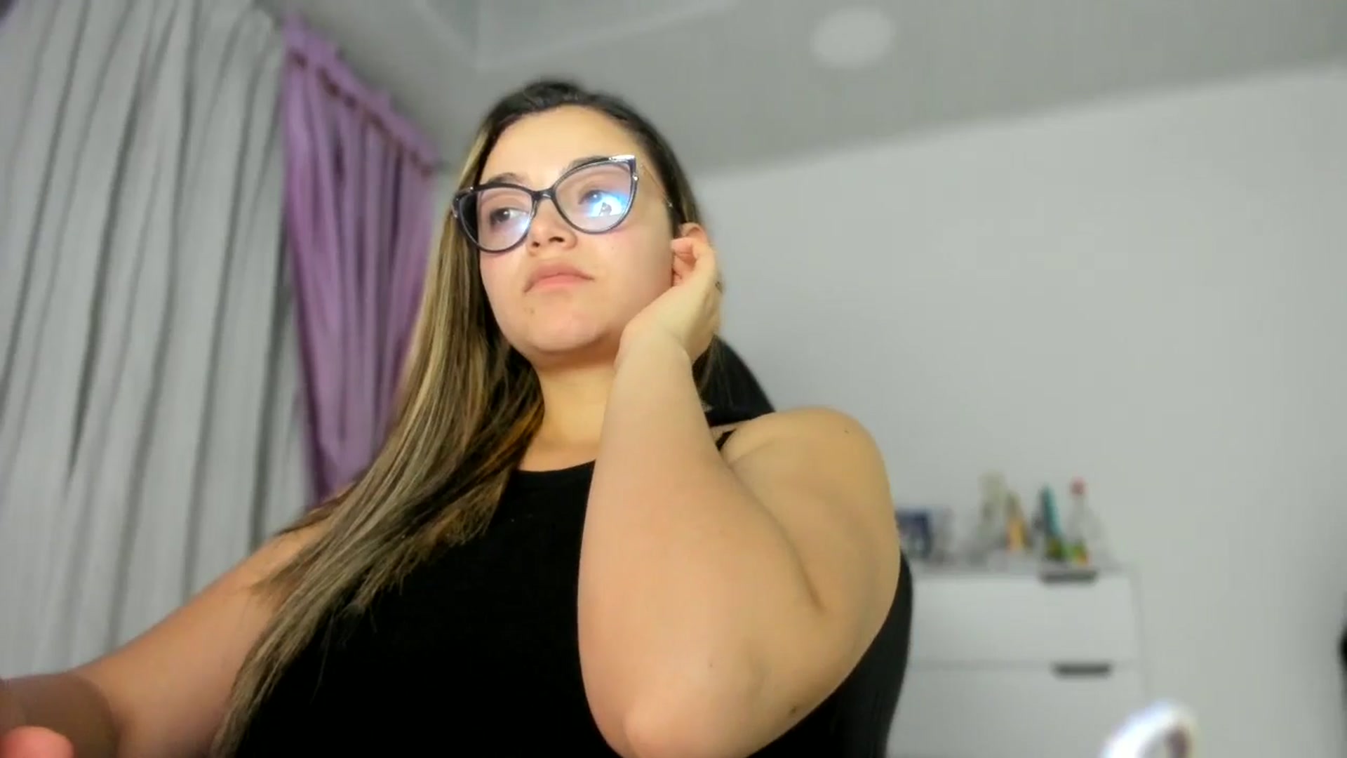 Gallery image thumbnail from Angel98_'s myfreecams stream on, 09/08/2025, 02:58 image 11 of 20