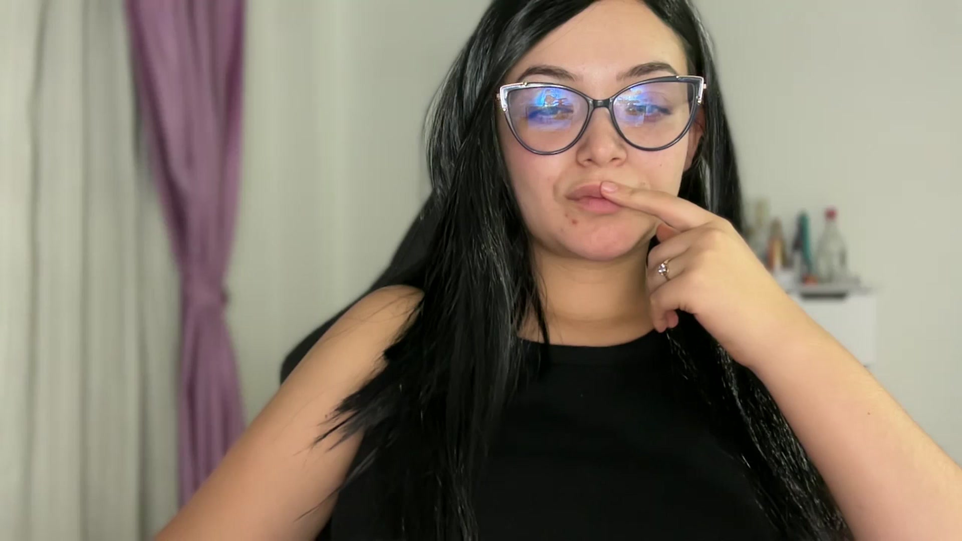 Gallery image thumbnail from Angel98_'s myfreecams stream on, 09/09/2025, 02:50 image 20 of 20