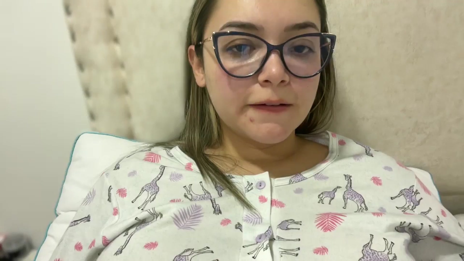 Gallery image thumbnail from Angel98_'s myfreecams stream on, 09/10/2025, 23:15 image 5 of 20