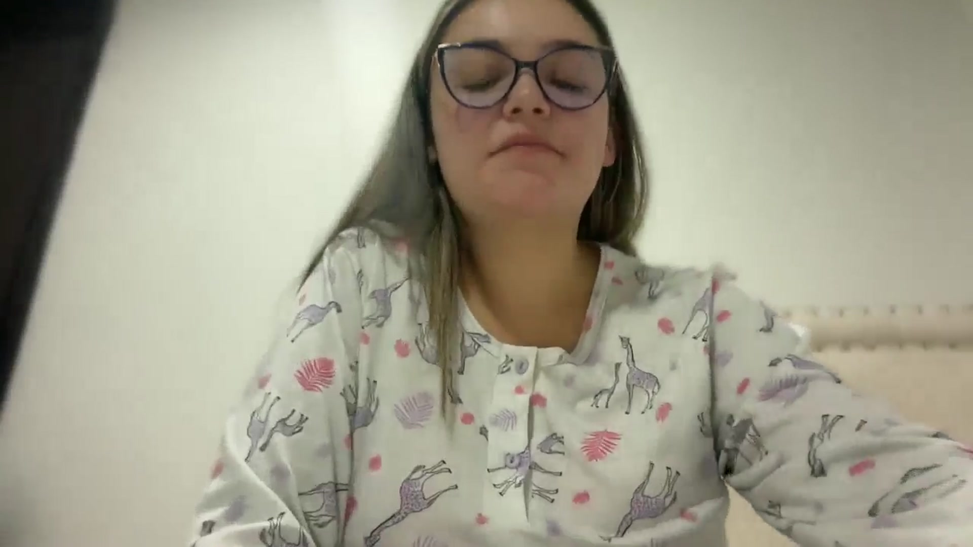 Gallery image thumbnail from Angel98_'s myfreecams stream on, 09/10/2025, 23:15 image 10 of 20