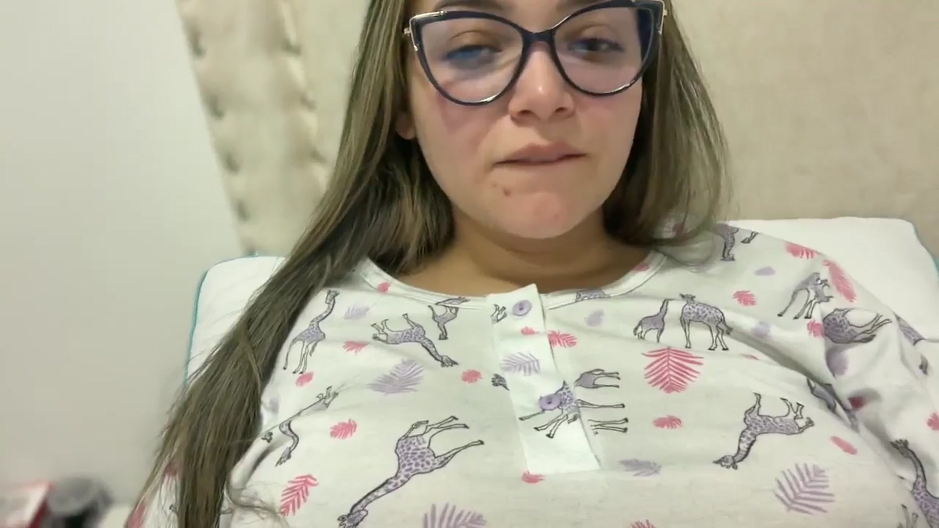 Gallery image thumbnail from Angel98_'s myfreecams stream on, 09/10/2025, 23:15 image 19 of 20