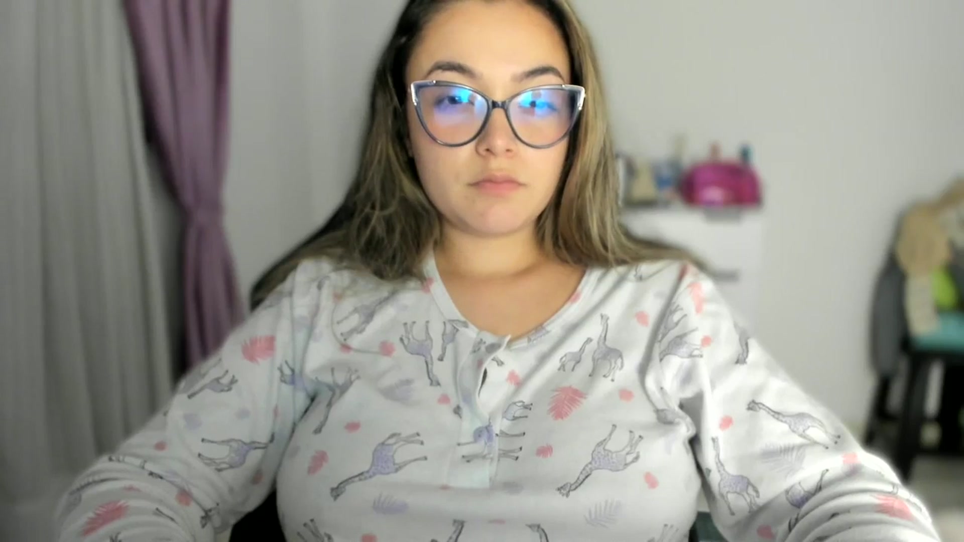 Gallery image thumbnail from Angel98_'s myfreecams stream on, 10/29/2025, 03:26 image 2 of 20
