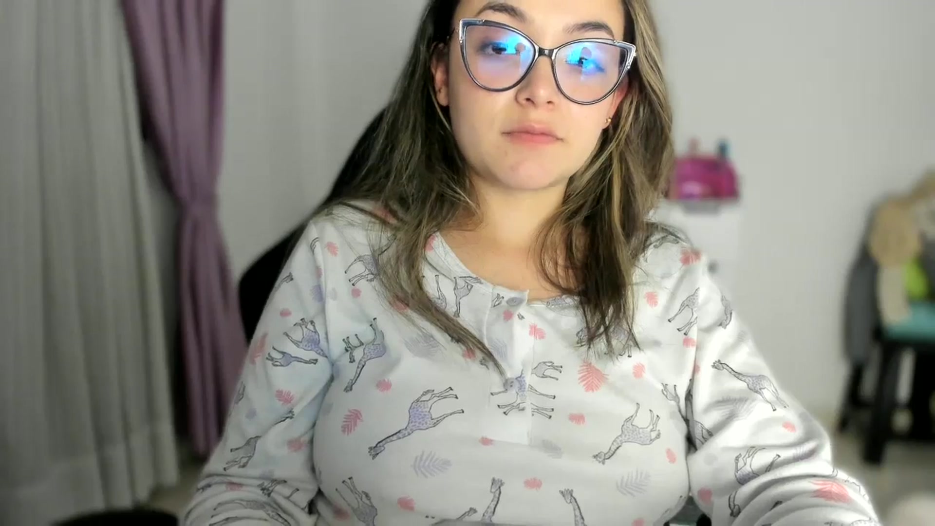 Gallery image thumbnail from Angel98_'s myfreecams stream on, 10/29/2025, 03:26 image 10 of 20
