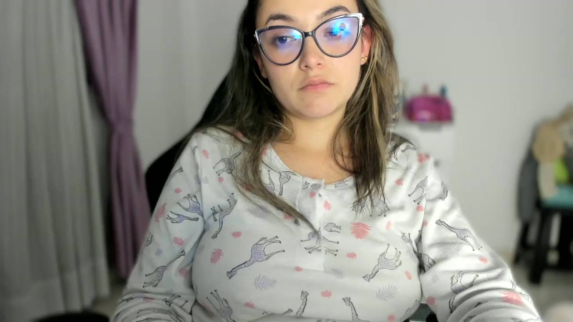 Gallery image thumbnail from Angel98_'s myfreecams stream on, 10/29/2025, 03:26 image 8 of 20