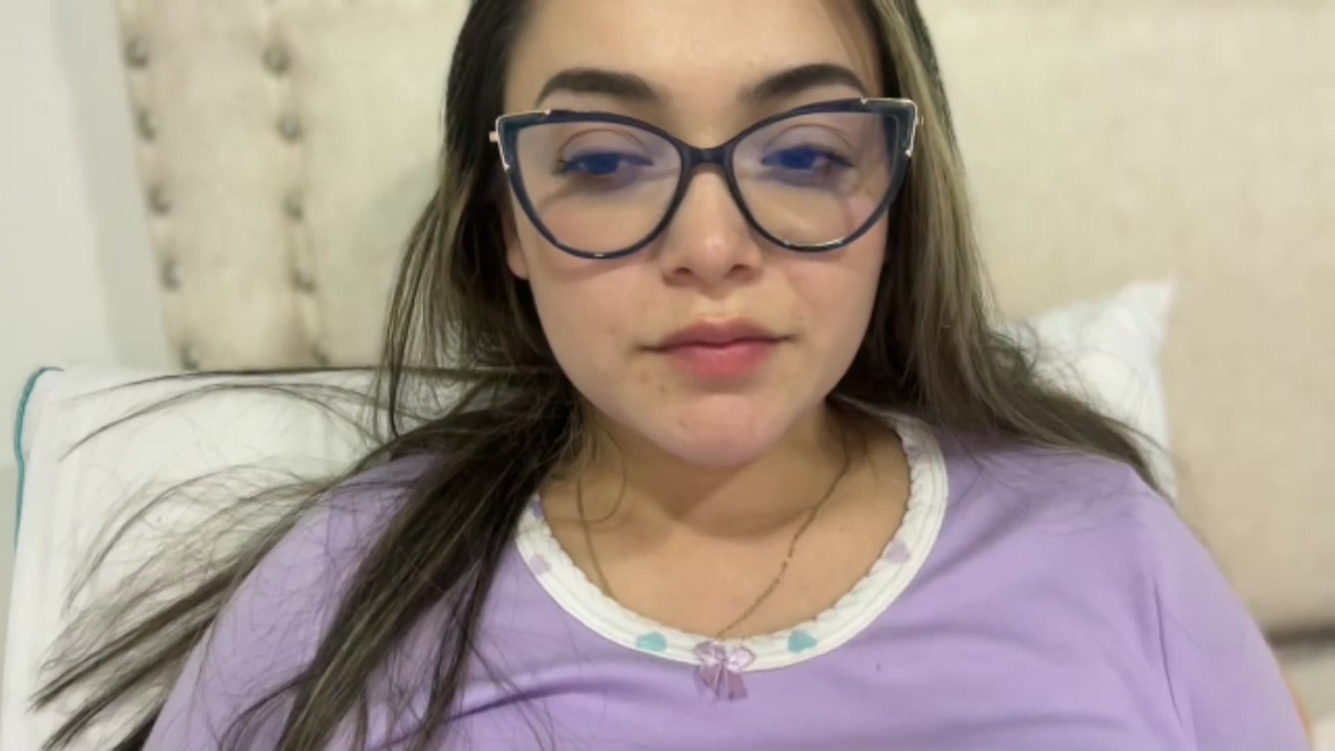Gallery image thumbnail from Angel98_'s myfreecams stream on, 11/05/2025, 02:25 image 3 of 20