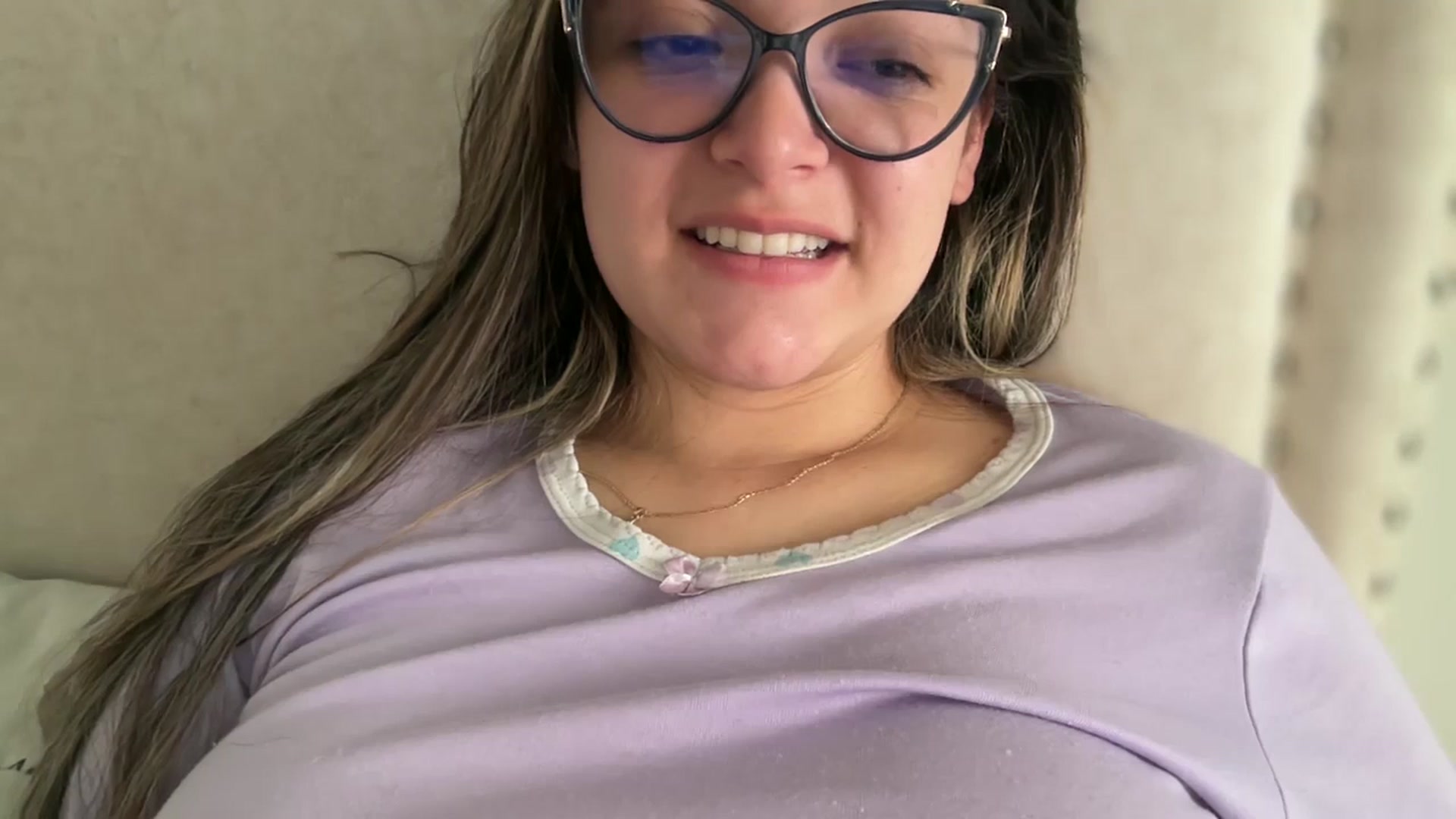 Gallery image thumbnail from Angel98_'s myfreecams stream on, 12/24/2025, 14:47 image 6 of 20