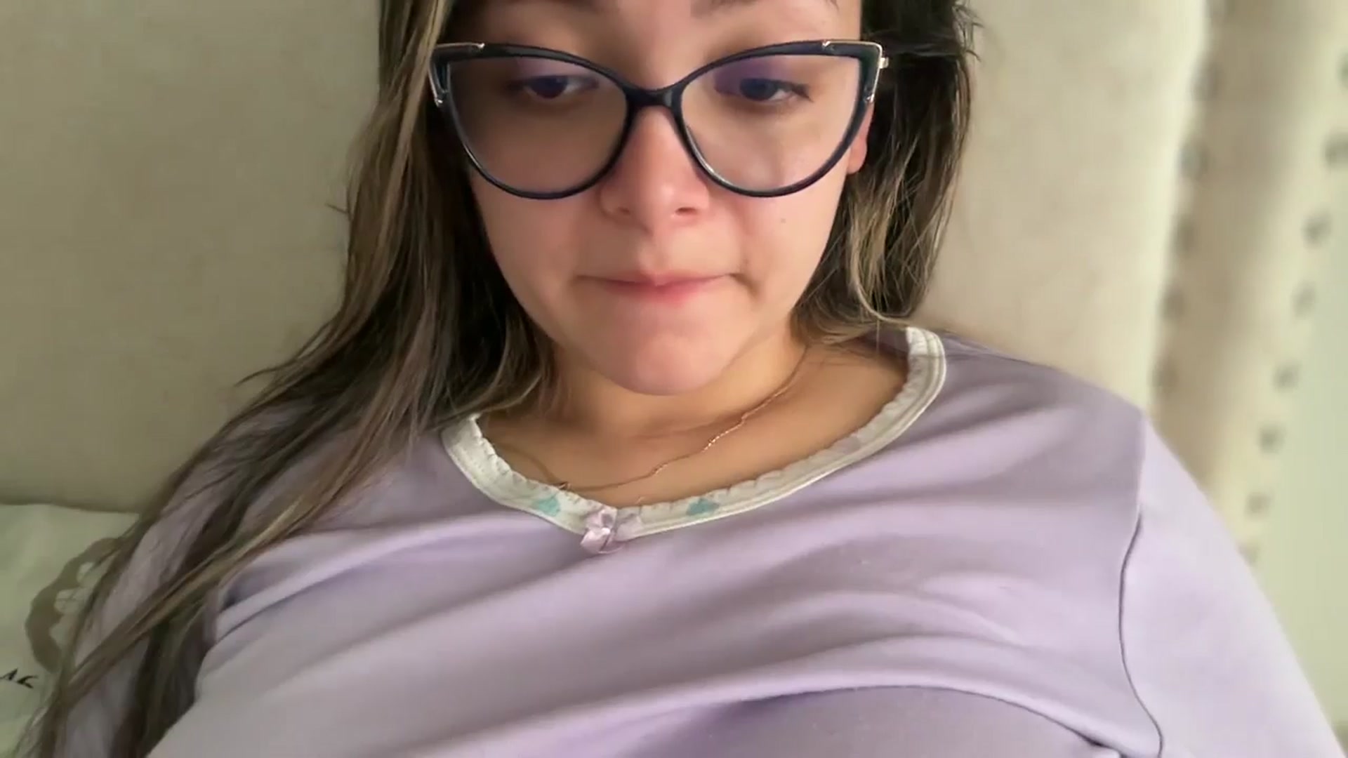 Gallery image thumbnail from Angel98_'s myfreecams stream on, 12/24/2025, 14:47 image 13 of 20