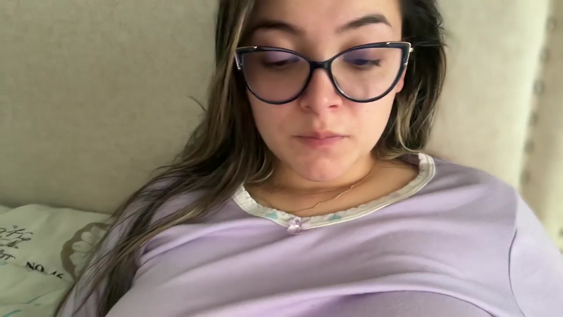 Gallery image thumbnail from Angel98_'s myfreecams stream on, 12/24/2025, 14:47 image 17 of 20