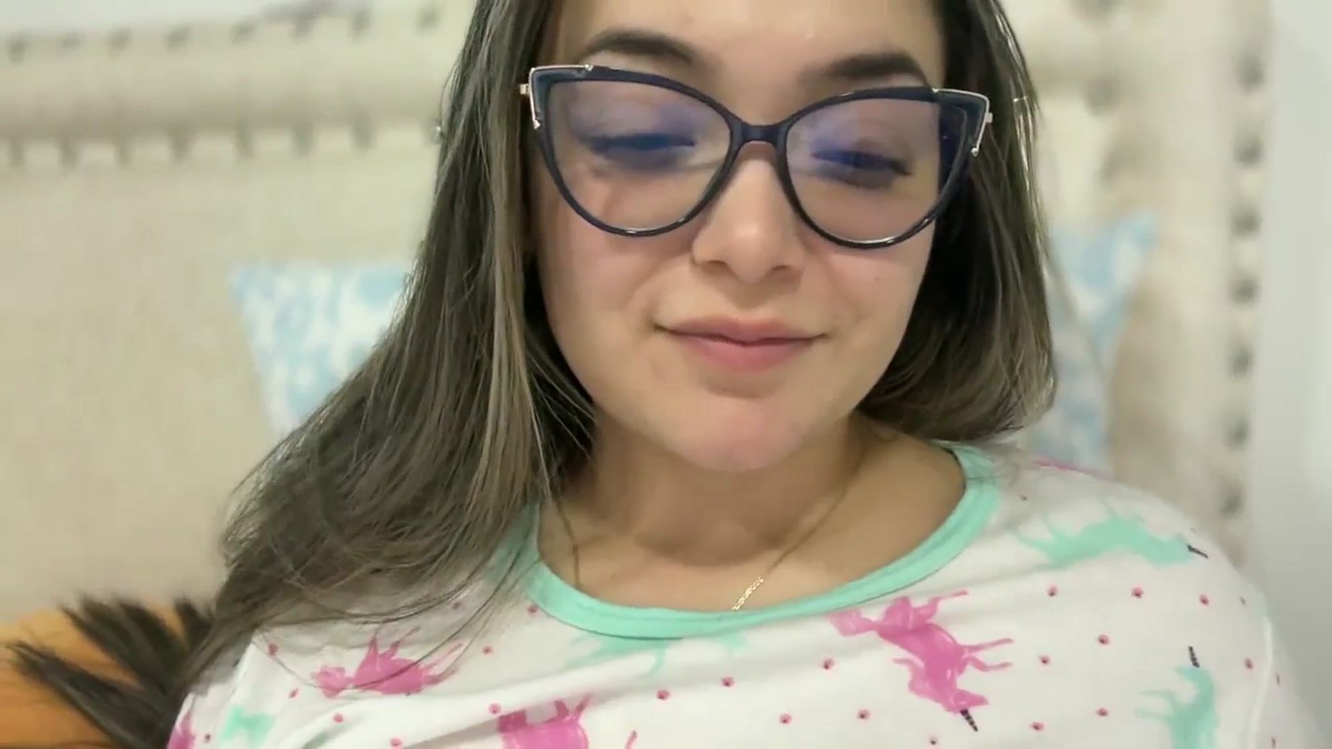 Gallery image thumbnail from Angel98_'s myfreecams stream on, 03/26/2026, 01:07 image 11 of 20