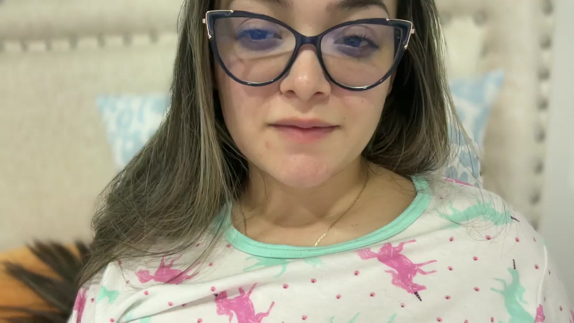 Gallery image thumbnail from Angel98_'s myfreecams stream on, 03/26/2026, 01:07 image 14 of 20