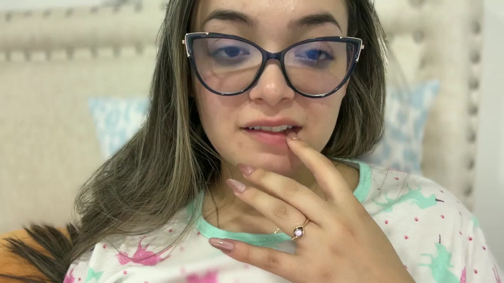 Gallery image thumbnail from Angel98_'s myfreecams stream on, 03/26/2026, 01:07 image 6 of 20