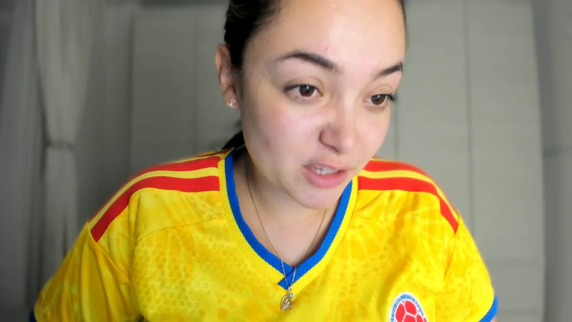 Gallery image thumbnail from Angel98_'s myfreecams stream on, 04/15/2026, 01:37 image 14 of 20
