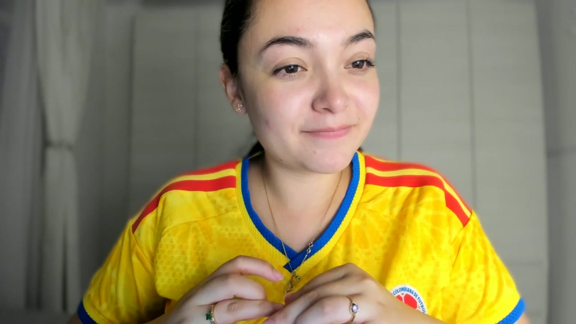 Gallery image thumbnail from Angel98_'s myfreecams stream on, 04/15/2026, 01:37 image 9 of 20