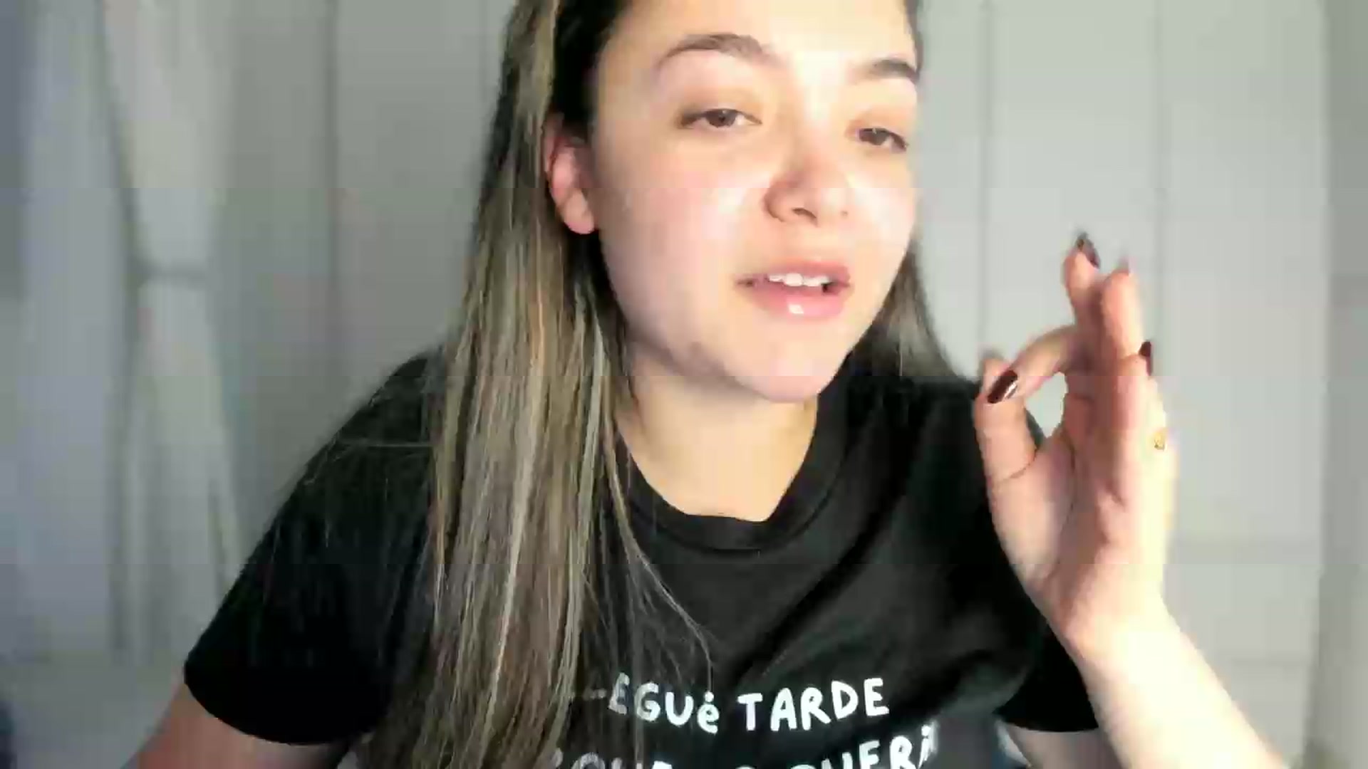 Gallery image thumbnail from Angel98_'s myfreecams stream on, 05/26/2026, 03:42 image 19 of 20