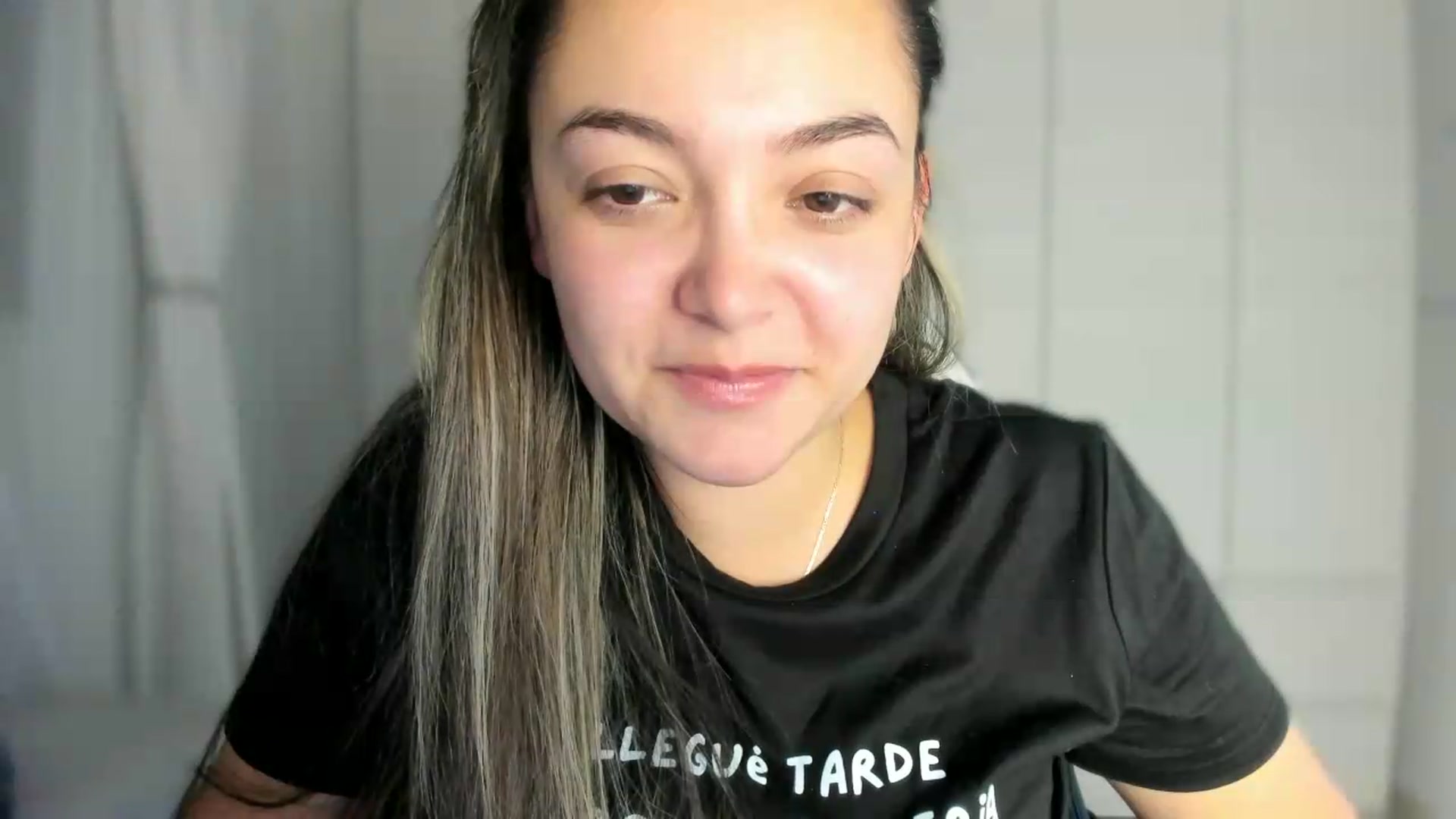 Gallery image thumbnail from Angel98_'s myfreecams stream on, 05/26/2026, 03:42 image 13 of 20
