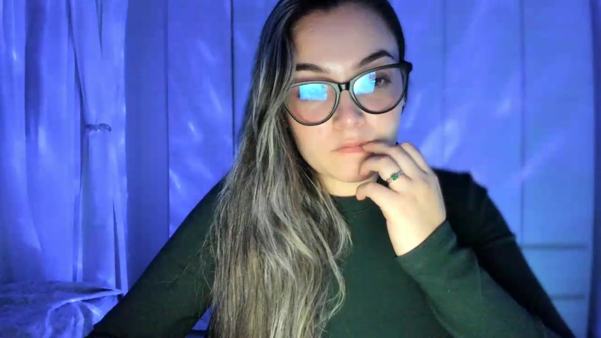 Gallery image thumbnail from Angel98_'s myfreecams stream on, 06/02/2026, 24:13 image 8 of 20