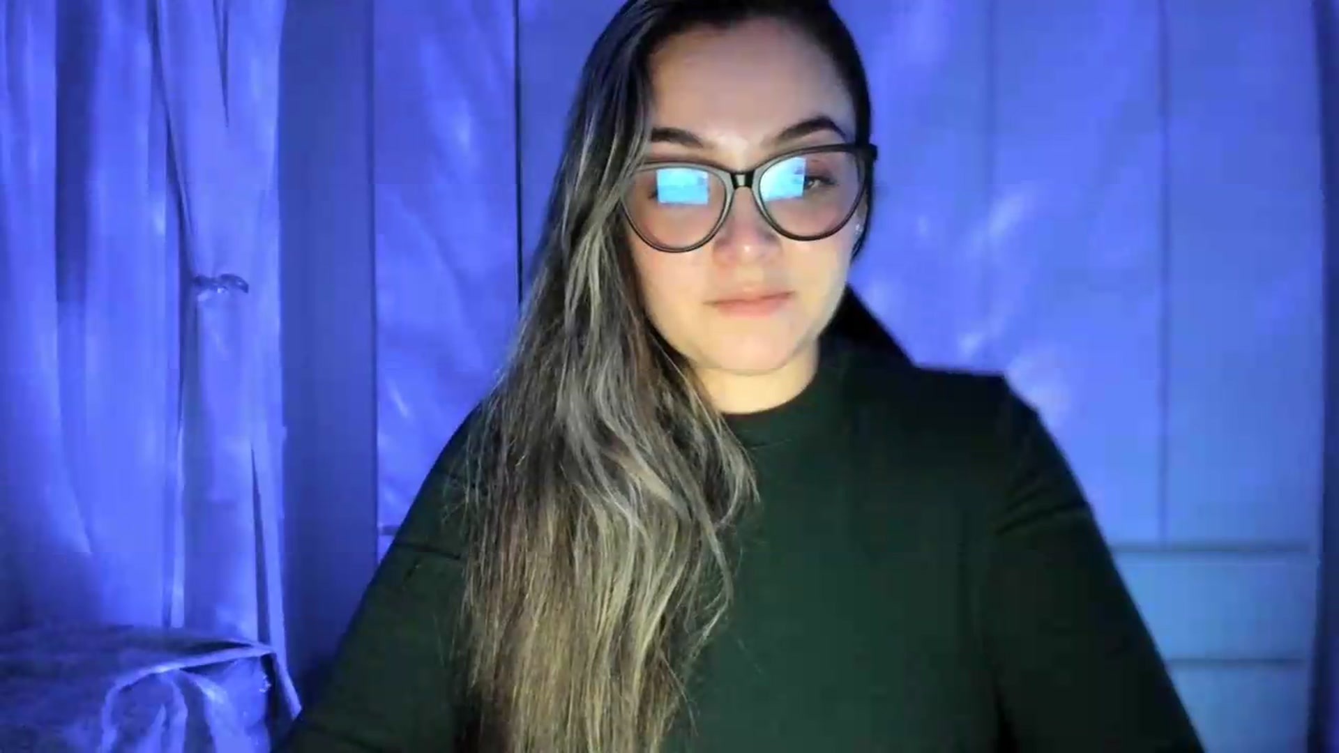 Gallery image thumbnail from Angel98_'s myfreecams stream on, 06/02/2026, 24:13 image 7 of 20