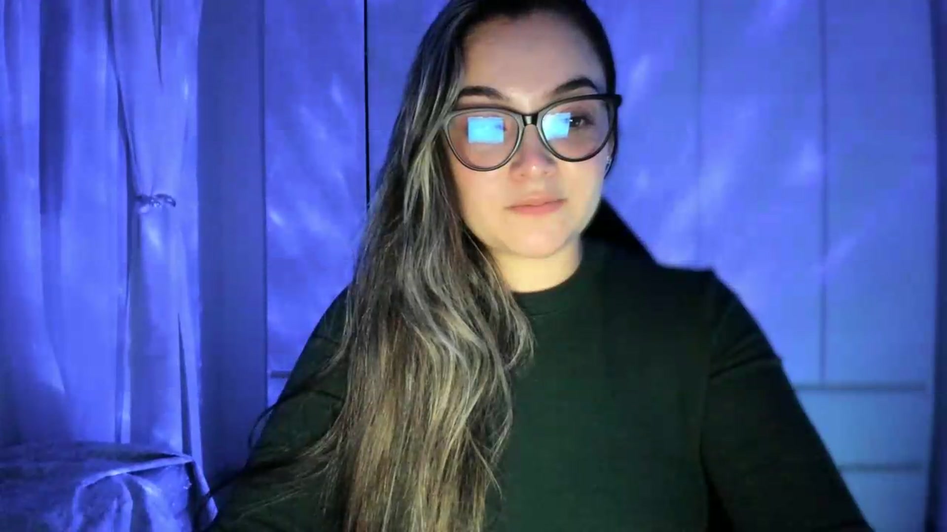 Gallery image thumbnail from Angel98_'s myfreecams stream on, 06/02/2026, 24:13 image 3 of 20