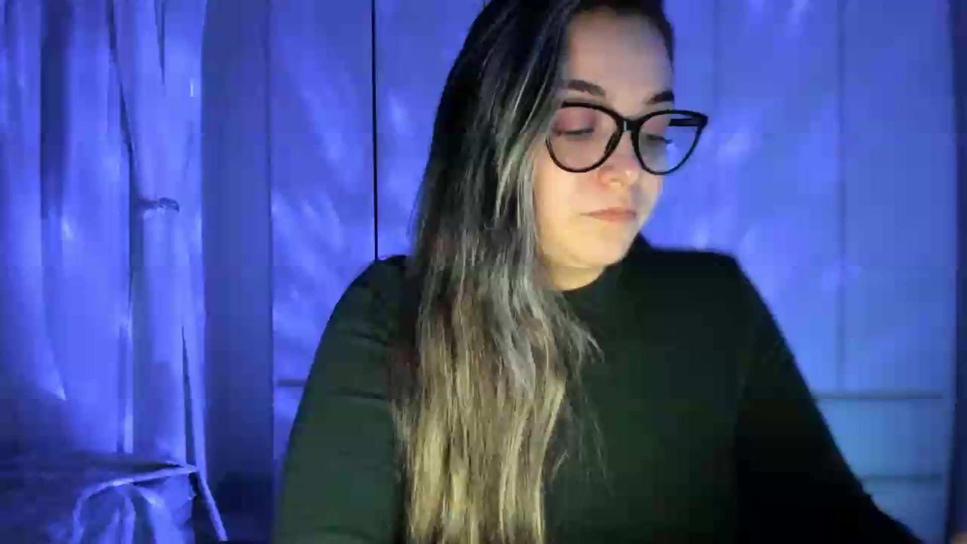 Gallery image thumbnail from Angel98_'s myfreecams stream on, 06/02/2026, 24:13 image 11 of 20