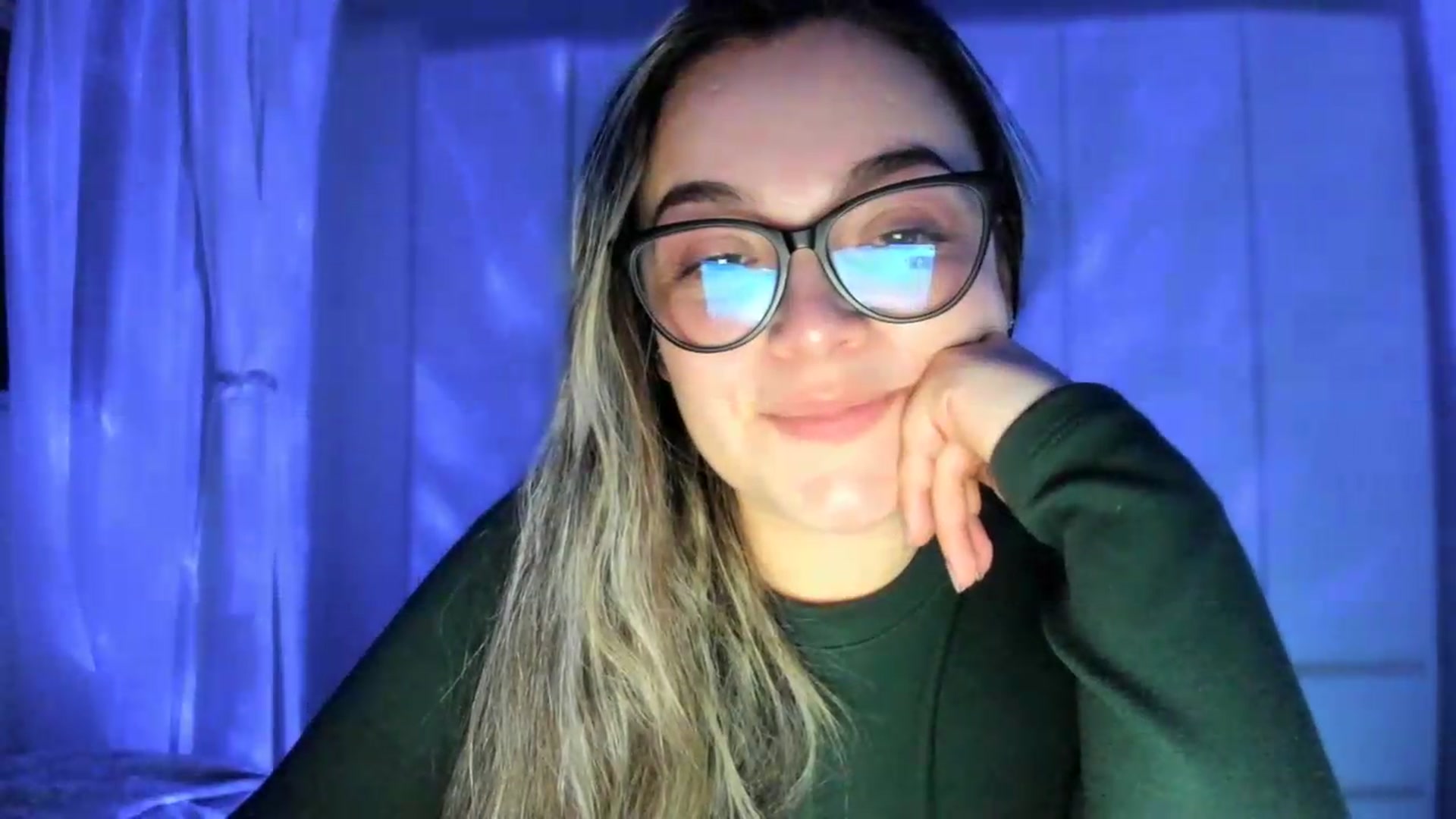 Gallery image thumbnail from Angel98_'s myfreecams stream on, 06/02/2026, 24:13 image 20 of 20