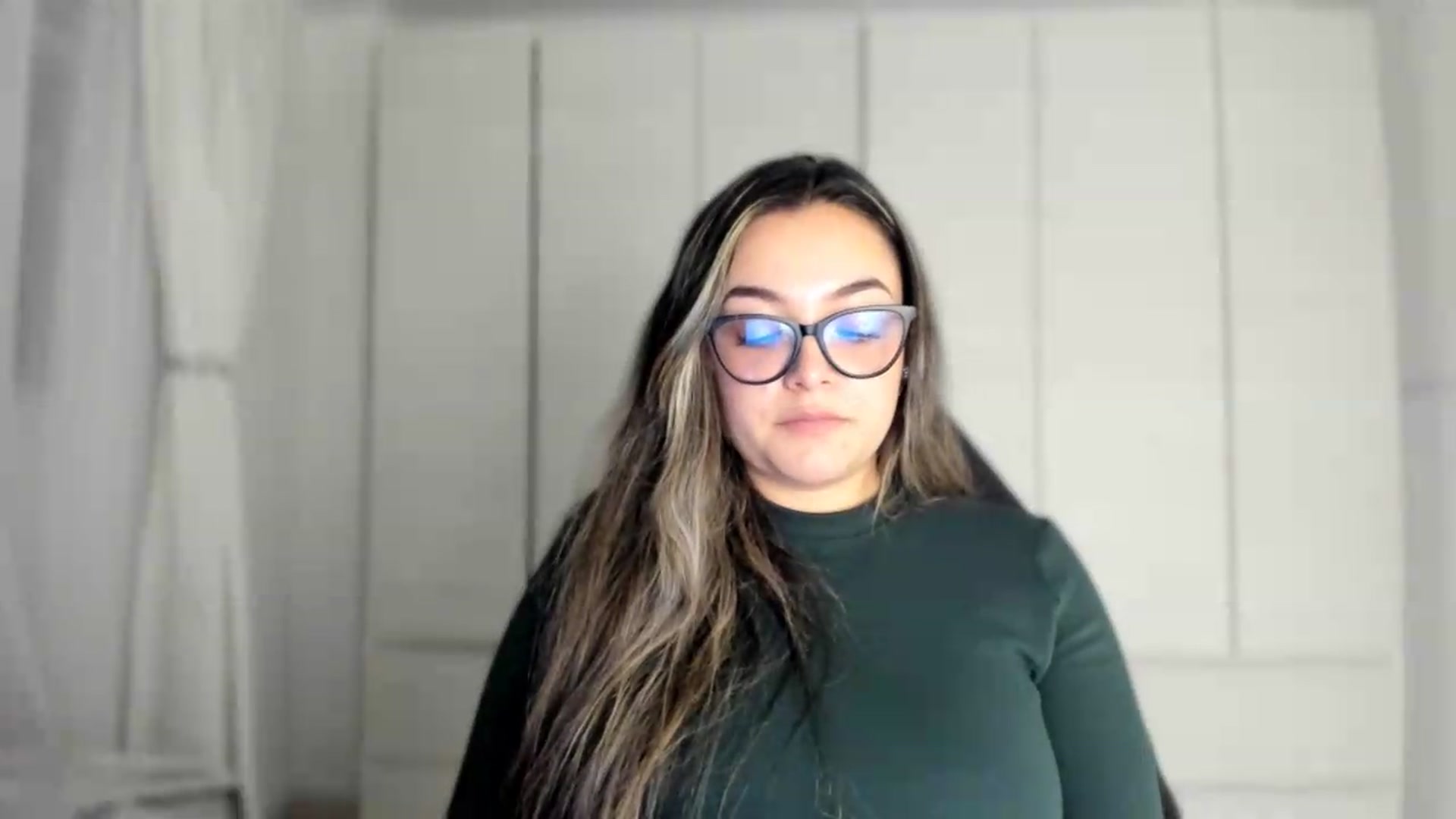 Gallery image thumbnail from Angel98_'s myfreecams stream on, 06/02/2026, 24:57 image 12 of 20