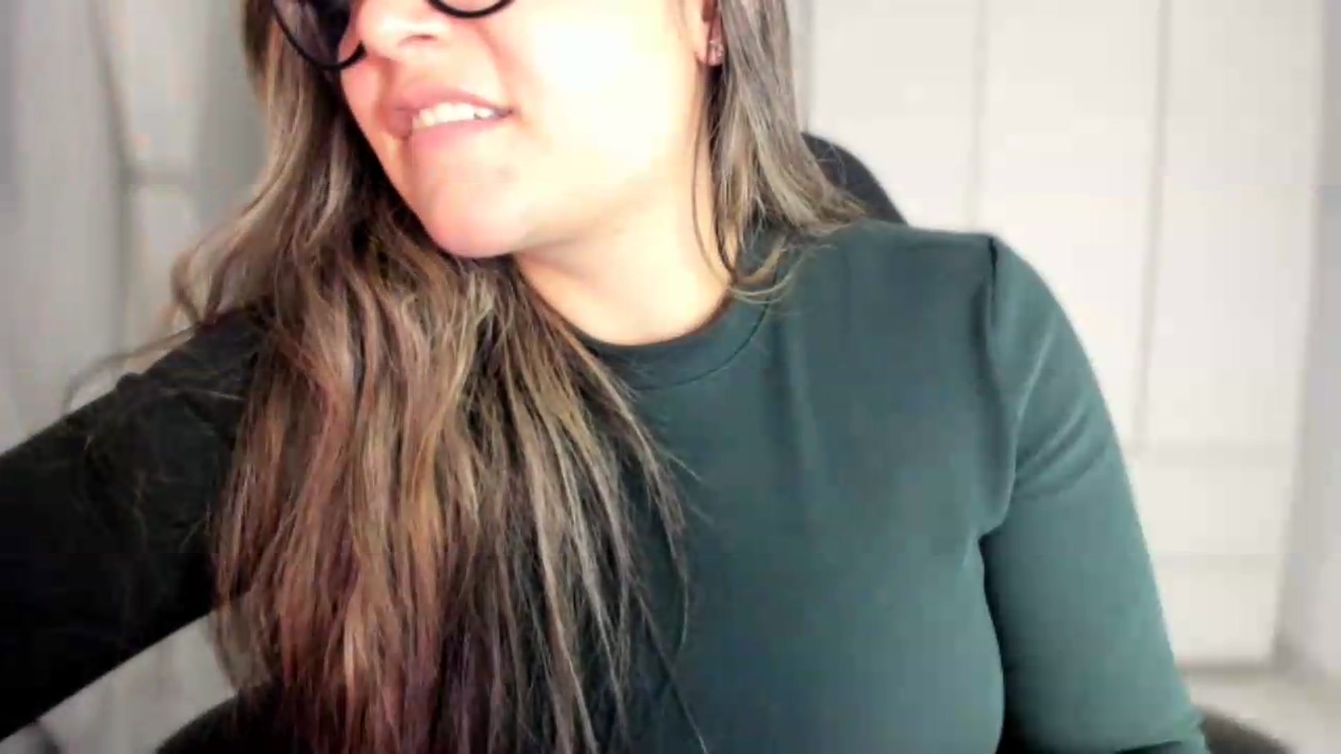 Gallery image thumbnail from Angel98_'s myfreecams stream on, 06/02/2026, 24:57 image 5 of 20