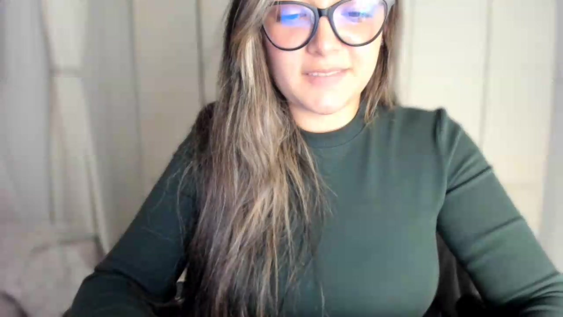 Gallery image thumbnail from Angel98_'s myfreecams stream on, 06/02/2026, 24:57 image 6 of 20