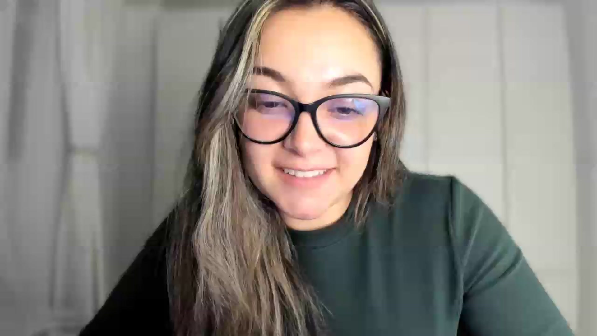 Gallery image thumbnail from Angel98_'s myfreecams stream on, 06/02/2026, 24:57 image 10 of 20