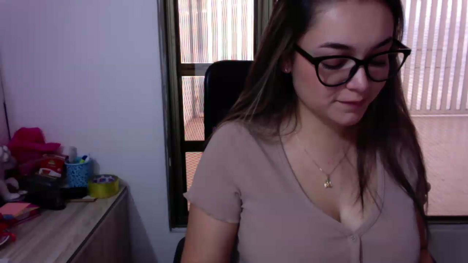 Gallery image thumbnail from Angel98_'s myfreecams stream on, 06/05/2026, 22:32 image 7 of 20