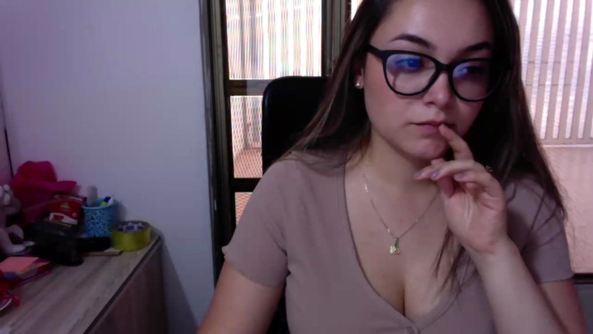 Gallery image thumbnail from Angel98_'s myfreecams stream on, 06/05/2026, 22:32 image 3 of 20