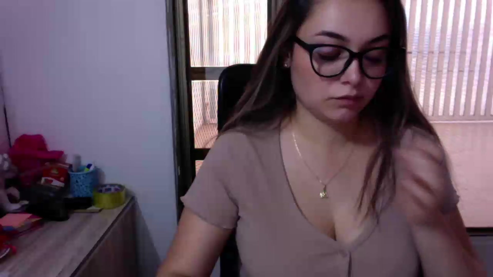 Gallery image thumbnail from Angel98_'s myfreecams stream on, 06/05/2026, 22:32 image 2 of 20