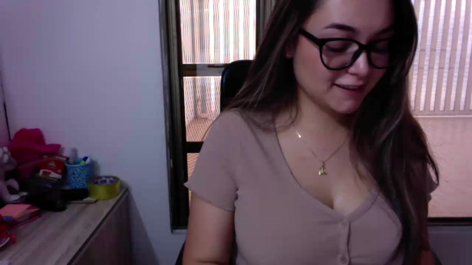 Gallery image thumbnail from Angel98_'s myfreecams stream on, 06/05/2026, 22:32 image 10 of 20