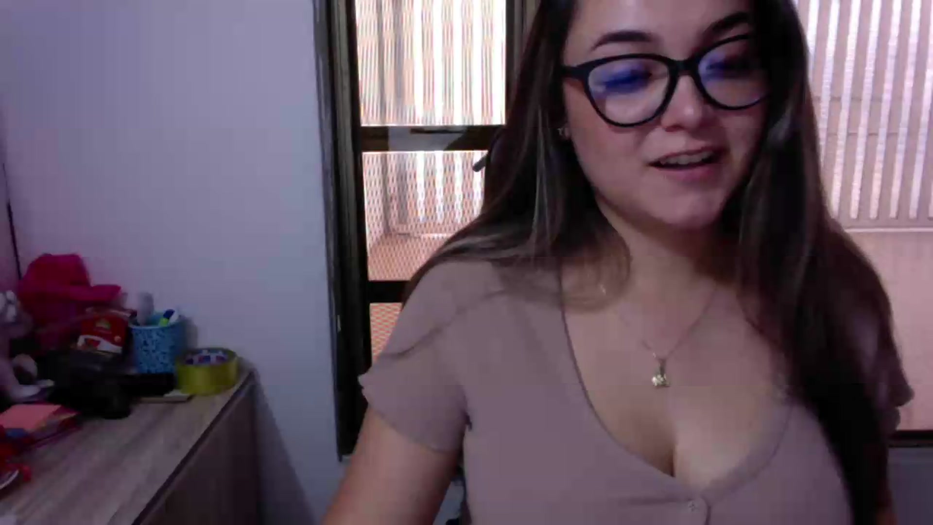 Gallery image thumbnail from Angel98_'s myfreecams stream on, 06/05/2026, 22:32 image 14 of 20