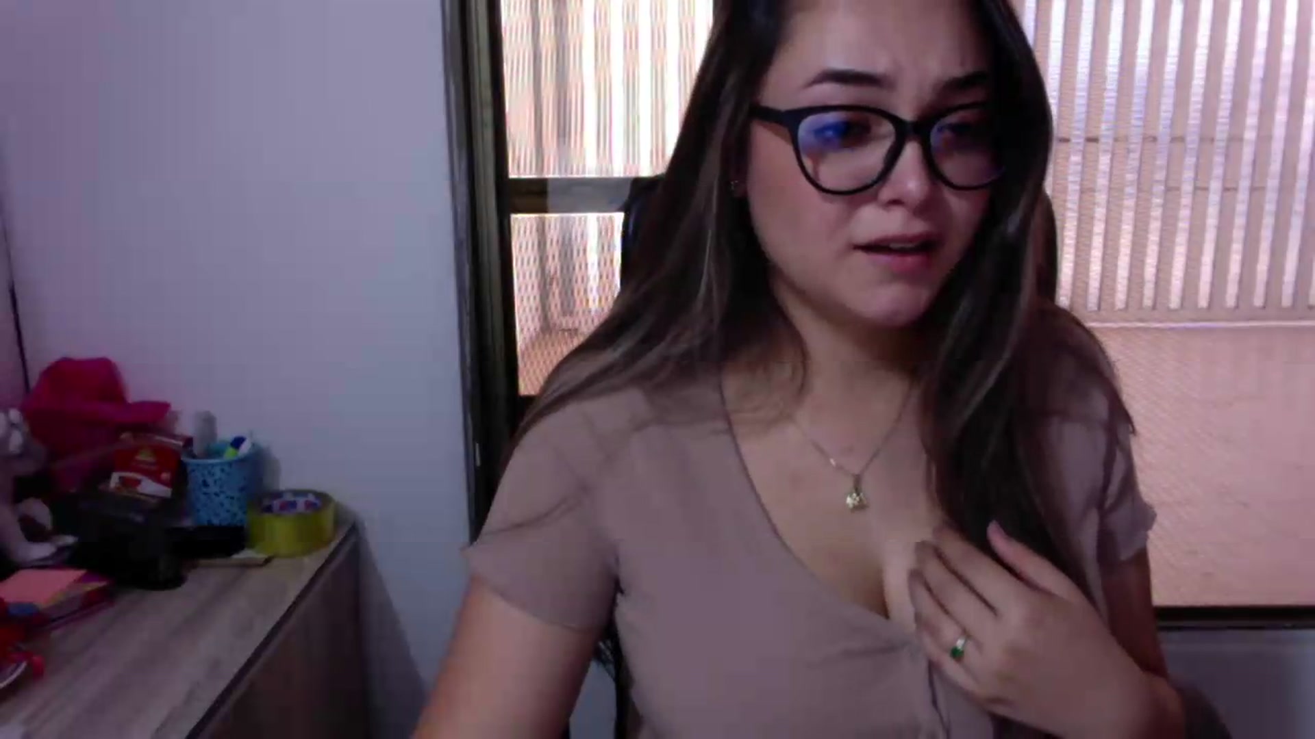 Gallery image thumbnail from Angel98_'s myfreecams stream on, 06/05/2026, 22:32 image 15 of 20